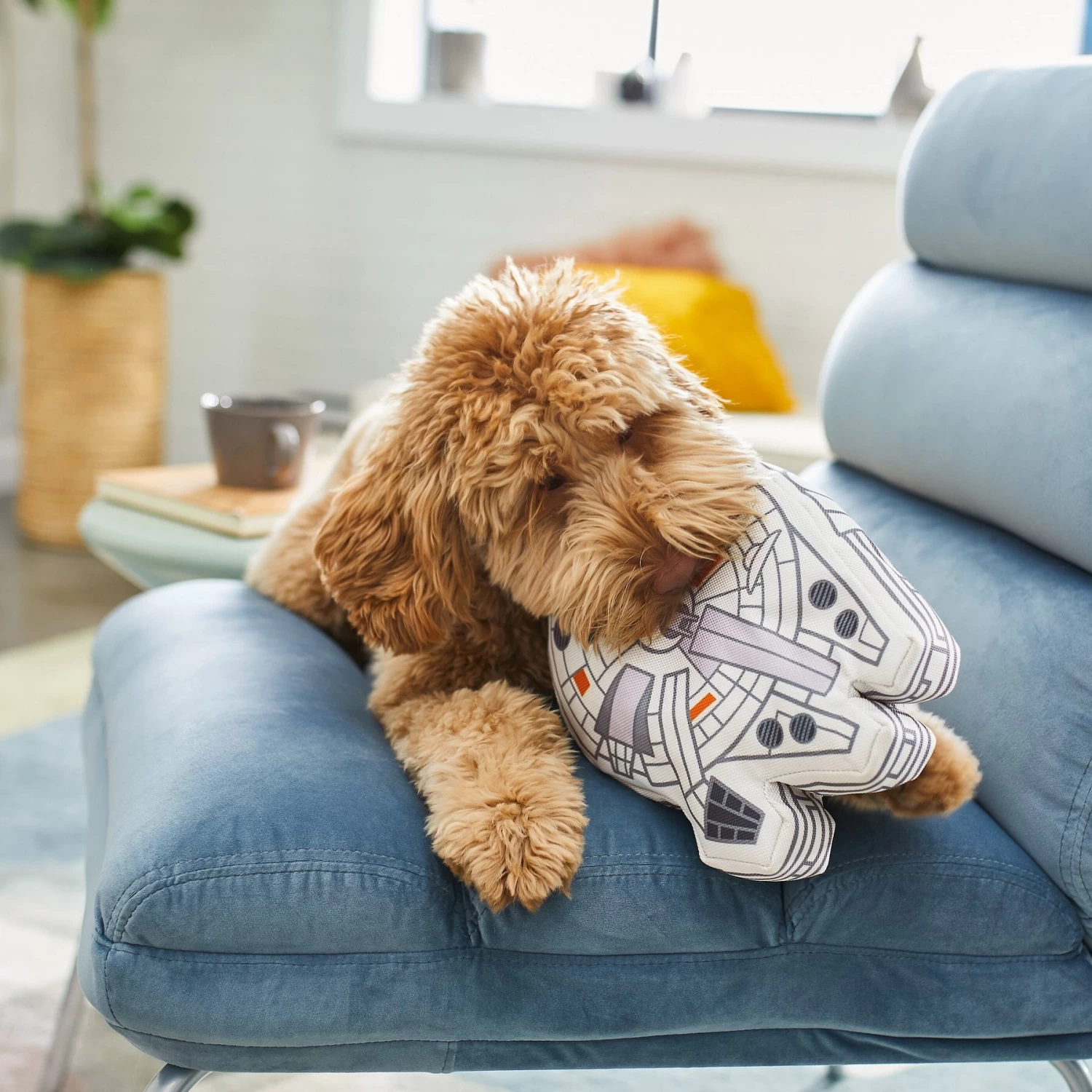 STAR WARS MILLENNIUM FALCON Ballistic Nylon Plush Squeaky Dog Toy - Image 3