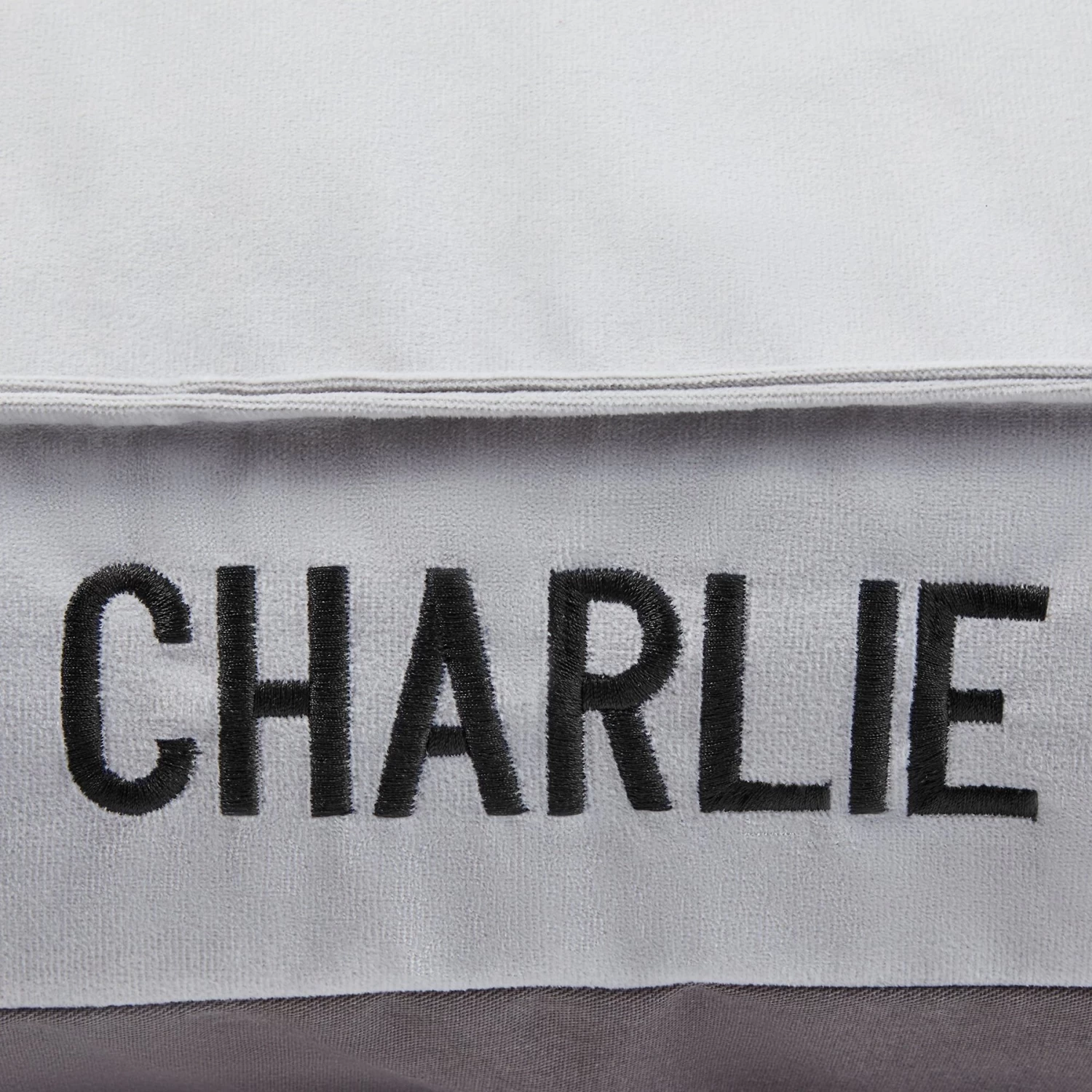 Frisco Personalized Silver Bolstered Bed With Silver Check Bolster - Image 4